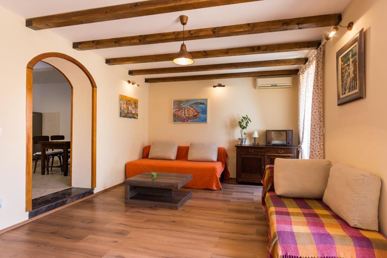 Apartment Hladilo "Nostalgia" Дубровник Екстериор снимка